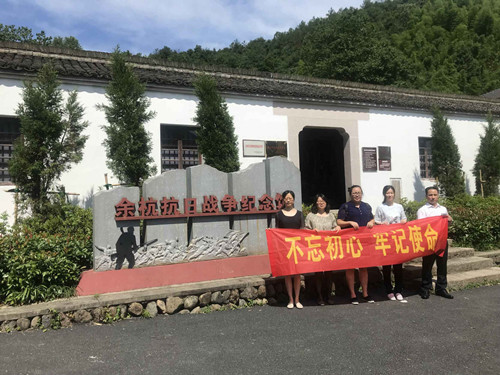 1530249907701289.jpg 合照.jpg