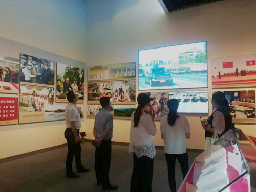 1571103644364527.jpg 南湖2_副本.jpg