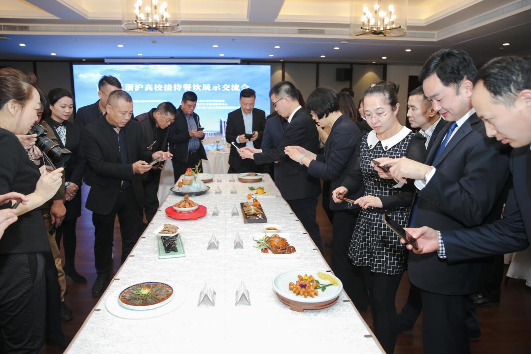 1577955861847649.jpg 1577955861847649.jpg